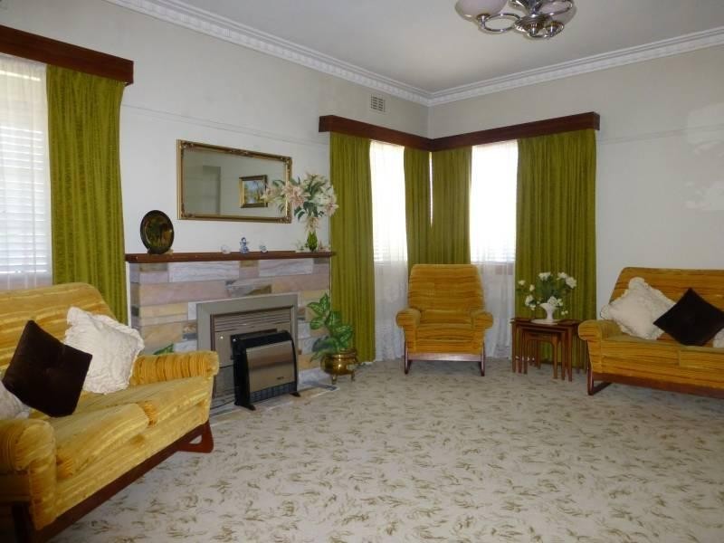 61 Service Street, Clunes VIC 3370