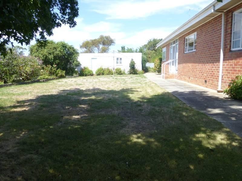 61 Service Street, Clunes VIC 3370