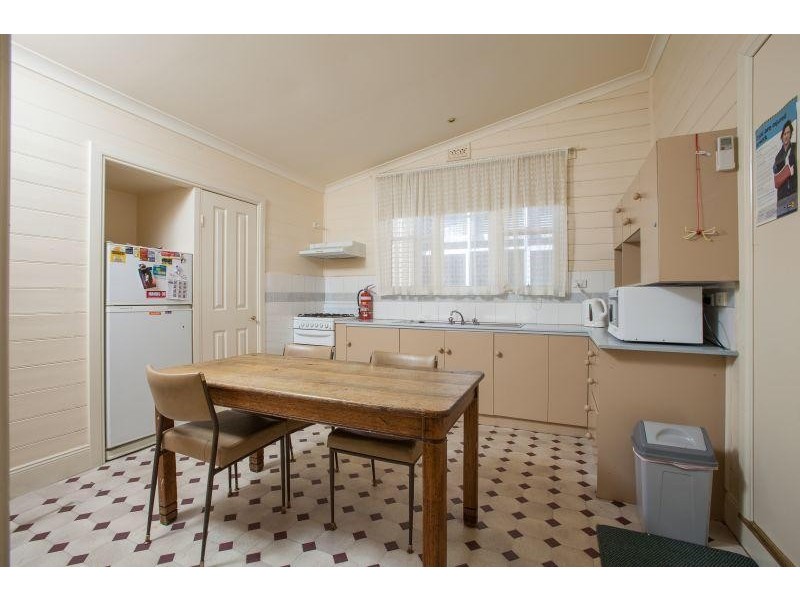 66 Albert Street, Creswick VIC 3363