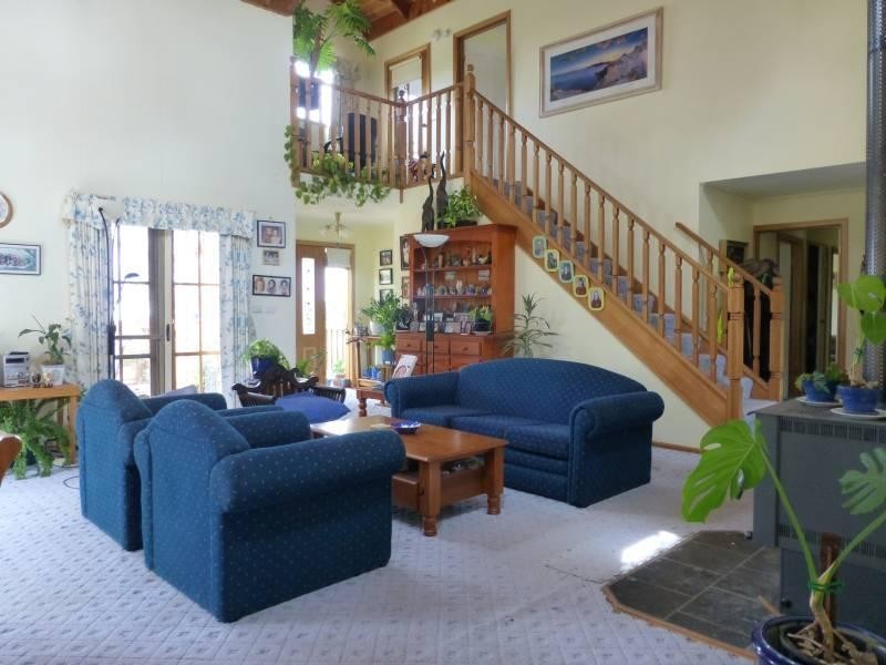 20 Camp Parade, Clunes VIC 3370