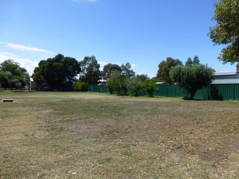 11 Leslie Street, Clunes VIC 3370