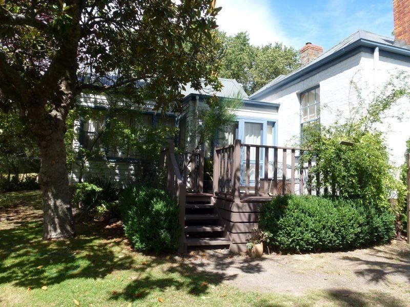 104 Albert  Street, Creswick VIC 3363