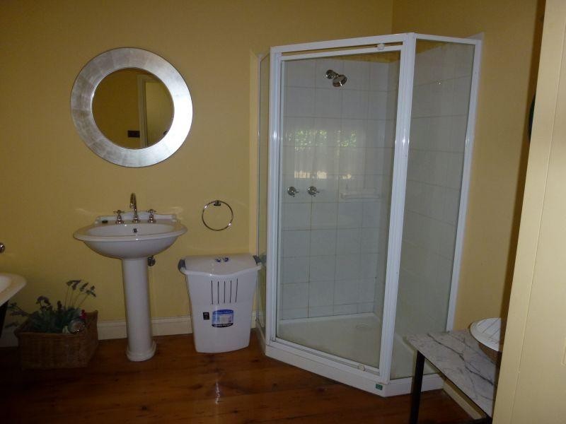 104 Albert  Street, Creswick VIC 3363