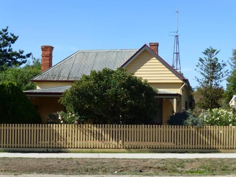 71 Bailey Street, Clunes VIC 3370