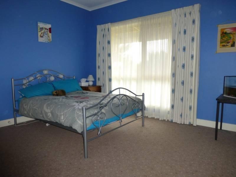 82 Bailey Street, Clunes VIC 3370