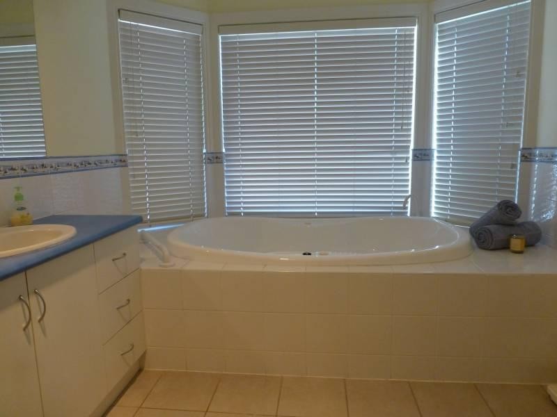 82 Bailey Street, Clunes VIC 3370