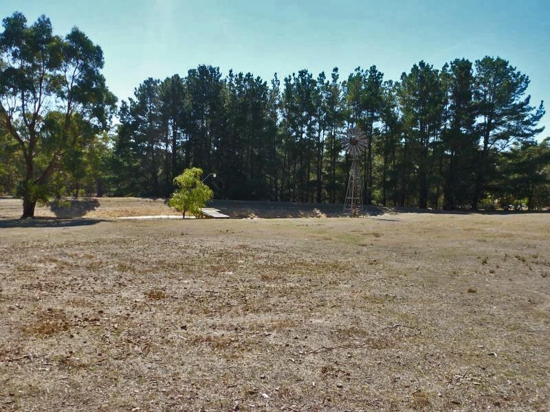 62 Pollards Lane, Creswick VIC 3363