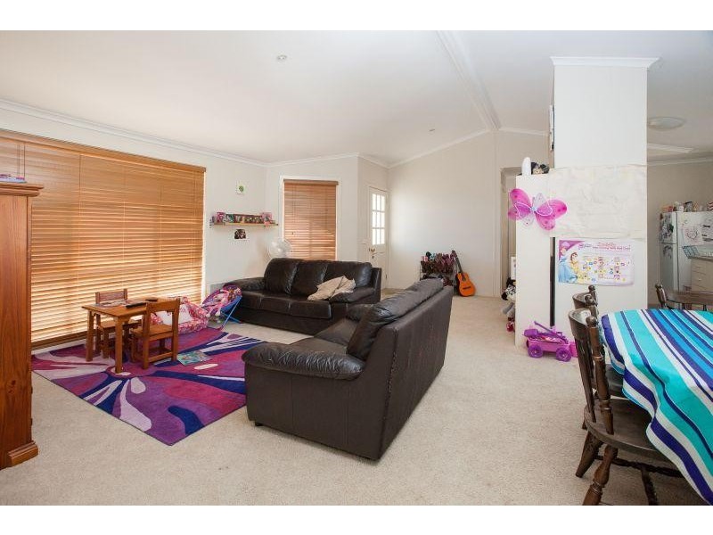 23 Albert Street, Clunes VIC 3370