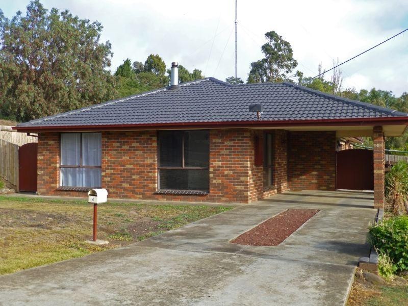 4 Camp Street, Clunes VIC 3370