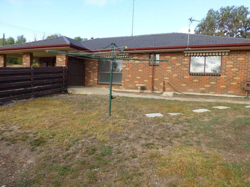 4 Camp Street, Clunes VIC 3370