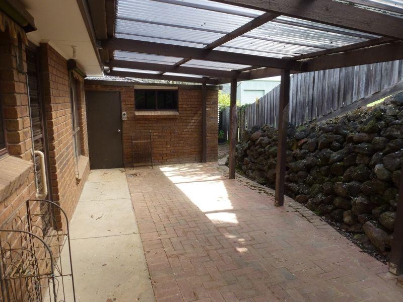 4/2 Bridge  Streets, Creswick VIC 3363