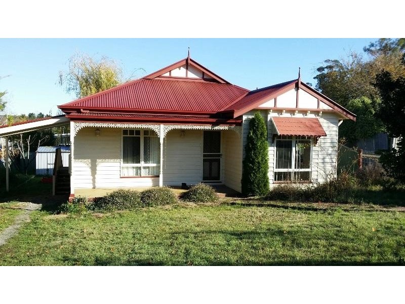 32 Duke Street, Daylesford VIC 3460