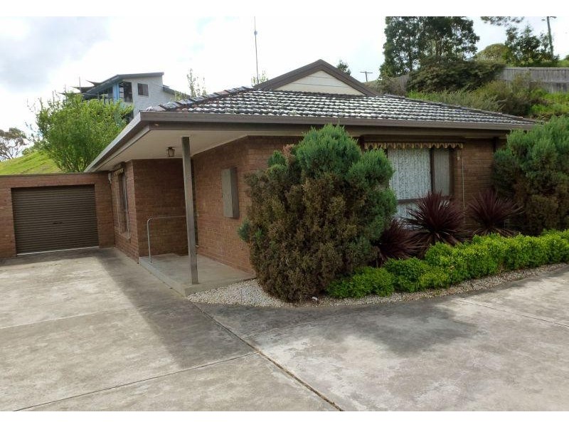 4/2 Bridge  Street, Creswick VIC 3363