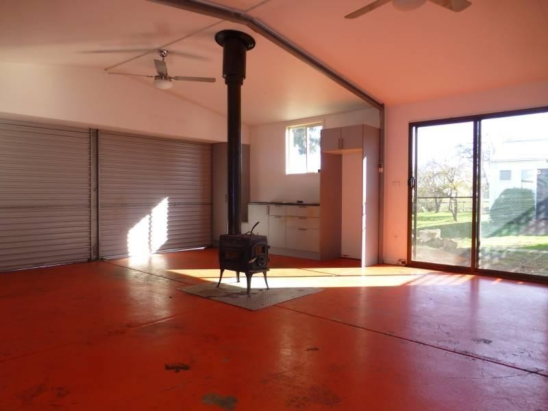 10 Smeaton Road, Clunes VIC 3370