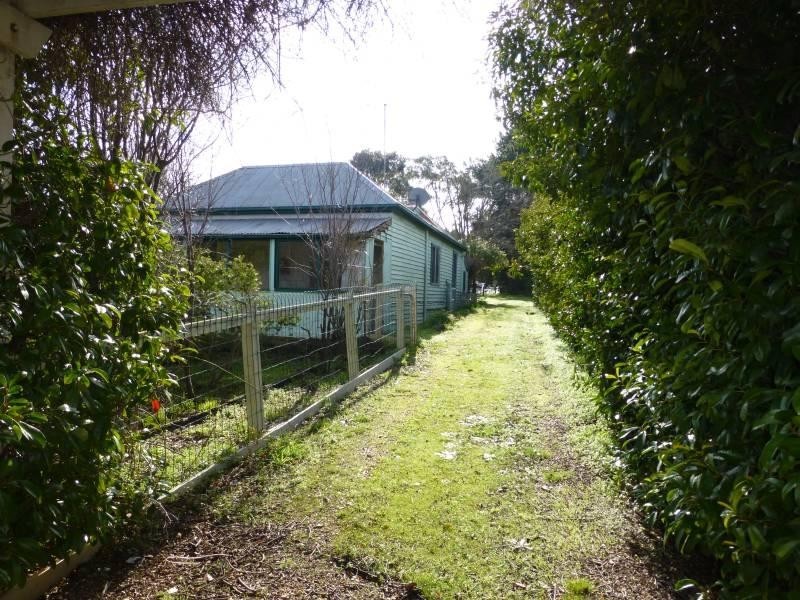 19 Talbot Road, Clunes VIC 3370