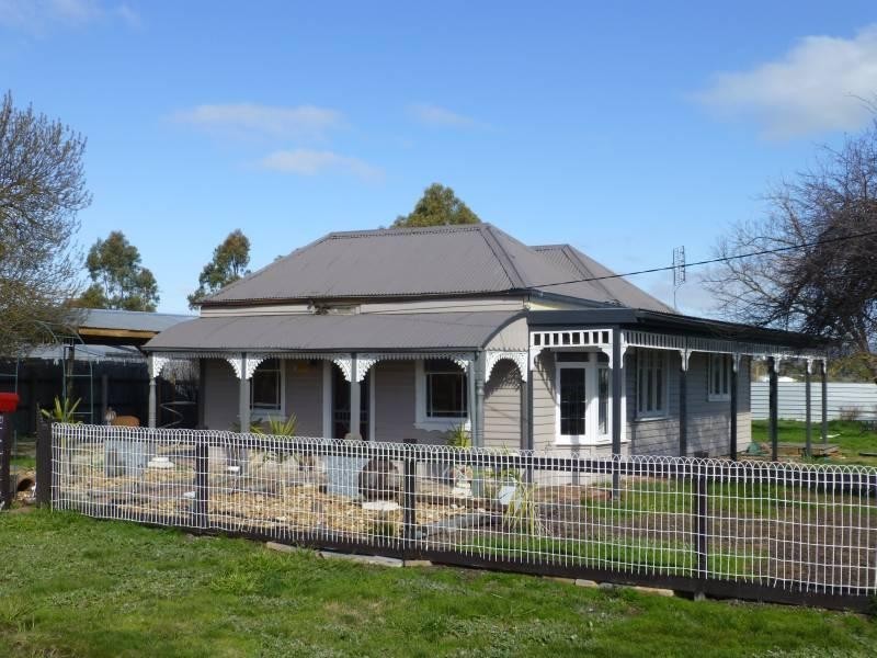 26 Canterbury Street, Clunes VIC 3370