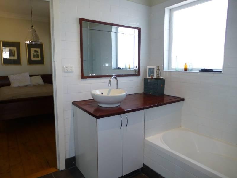 26 Canterbury Street, Clunes VIC 3370