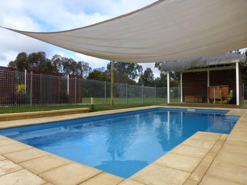 229 Dehnerts Road, Daisy Hill VIC 3465