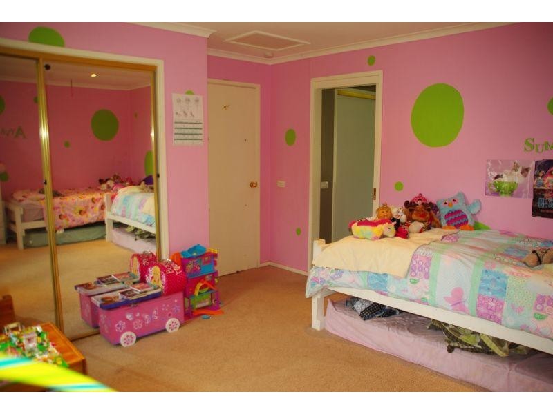 8 Albert Street, Clunes VIC 3370