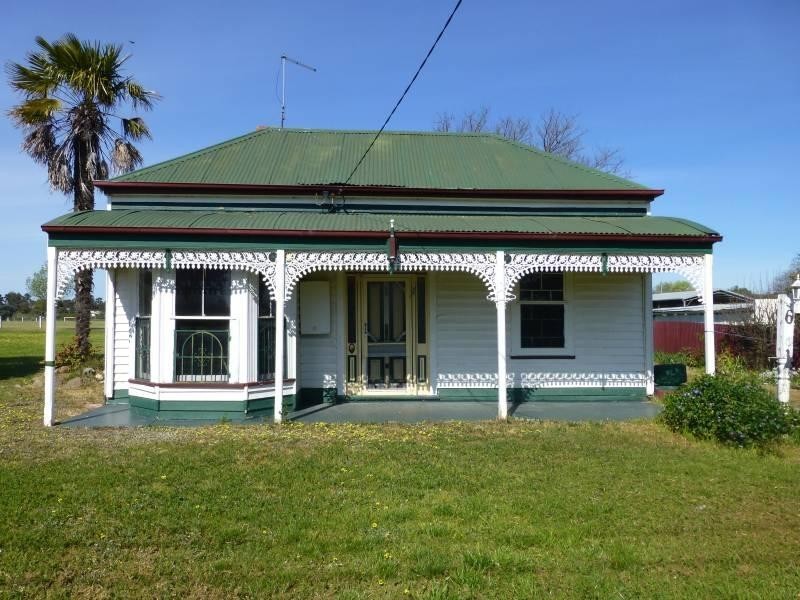 6 Bath Street, Clunes VIC 3370