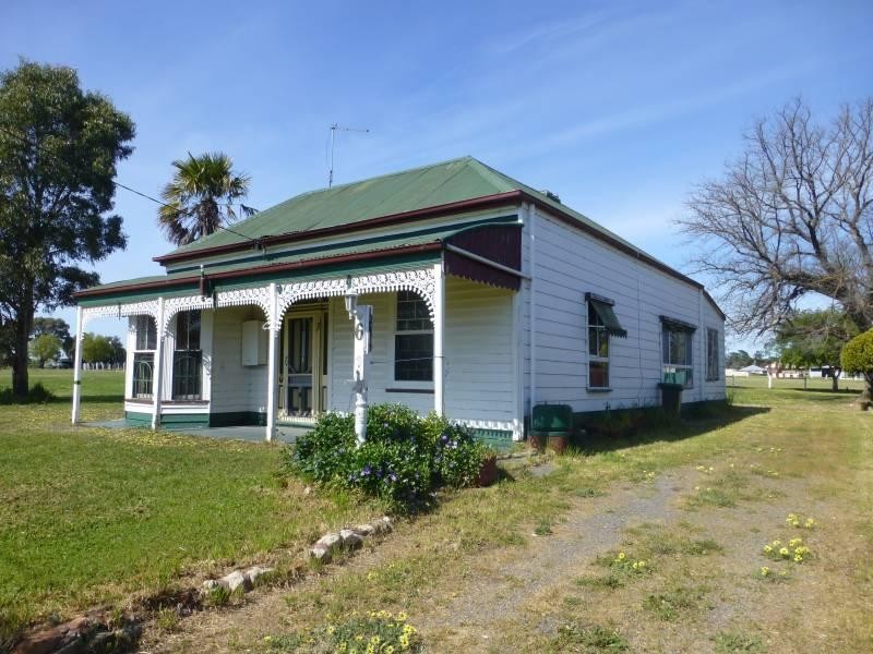6 Bath Street, Clunes VIC 3370