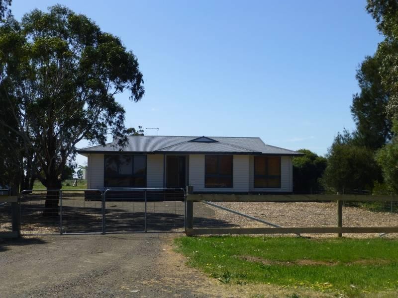 39 Albert Street, Clunes VIC 3370