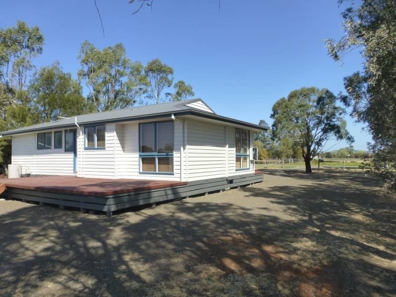 39 Albert Street, Clunes VIC 3370