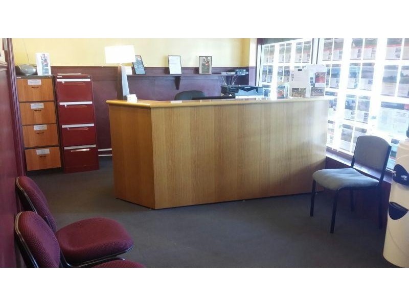 55 Albert  Street, Creswick VIC 3363