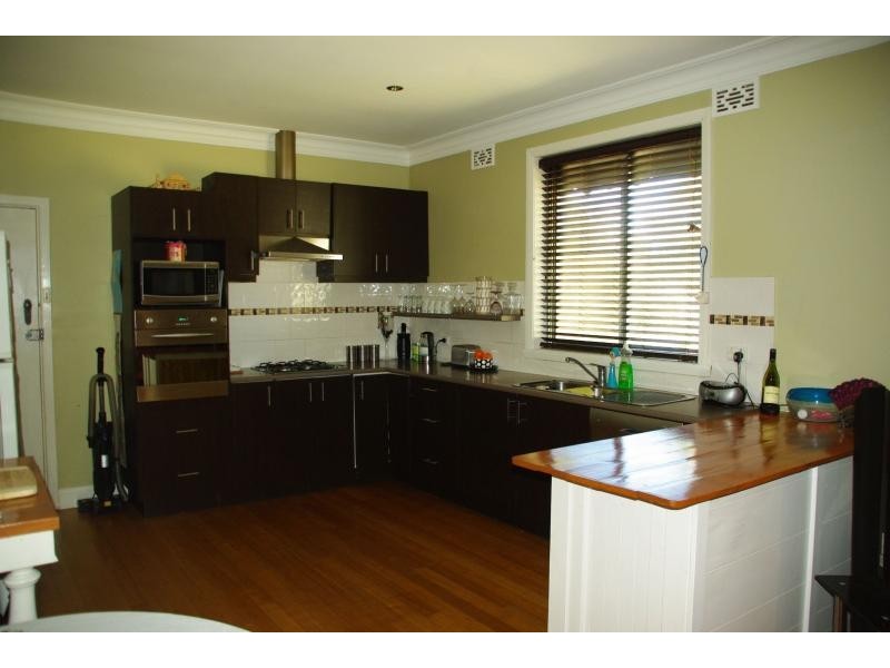 10 Elizabeth Road, Creswick VIC 3363