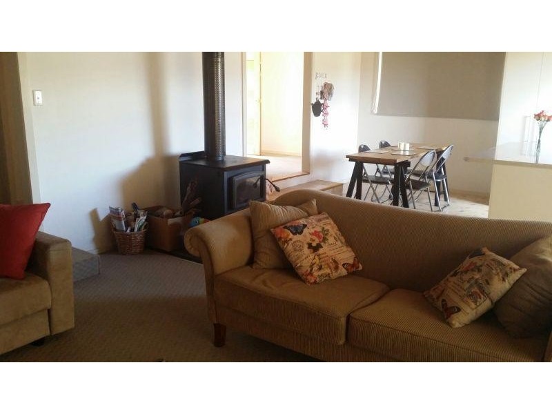 75 Matthews  Road, Mount Glasgow VIC 3371