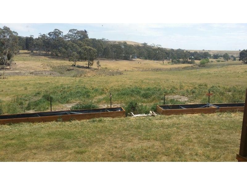 75 Matthews  Road, Mount Glasgow VIC 3371