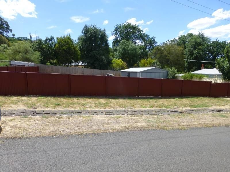 2 Camp Street, Clunes VIC 3370