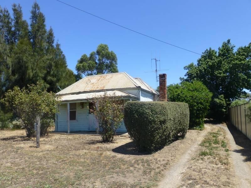 12 Beckwith Street, Clunes VIC 3370