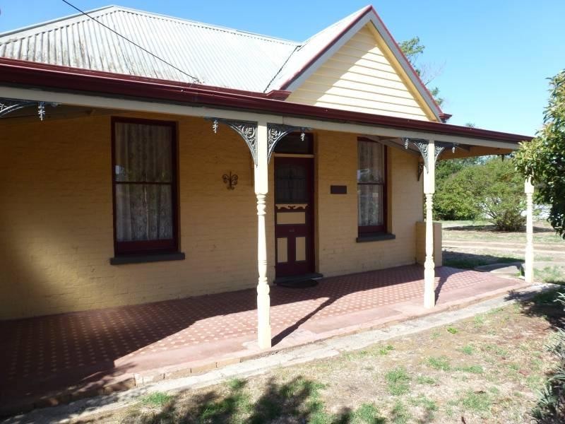 71 Bailey  Street, Clunes VIC 3370