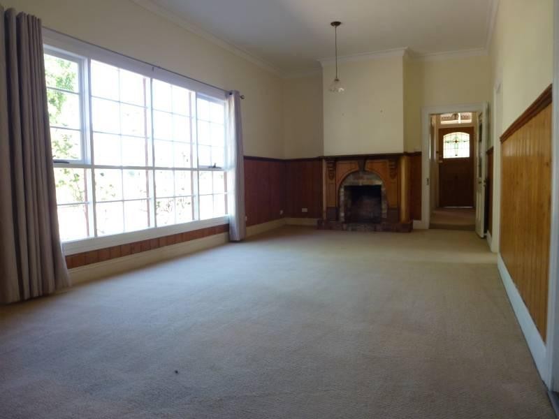 71 Bailey  Street, Clunes VIC 3370