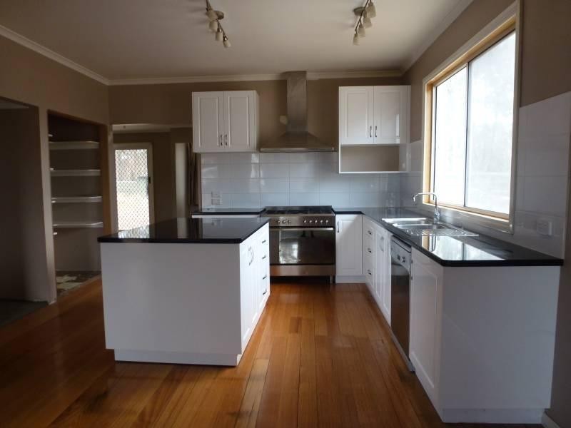 65 Mcdonalds Road, Clunes VIC 3370