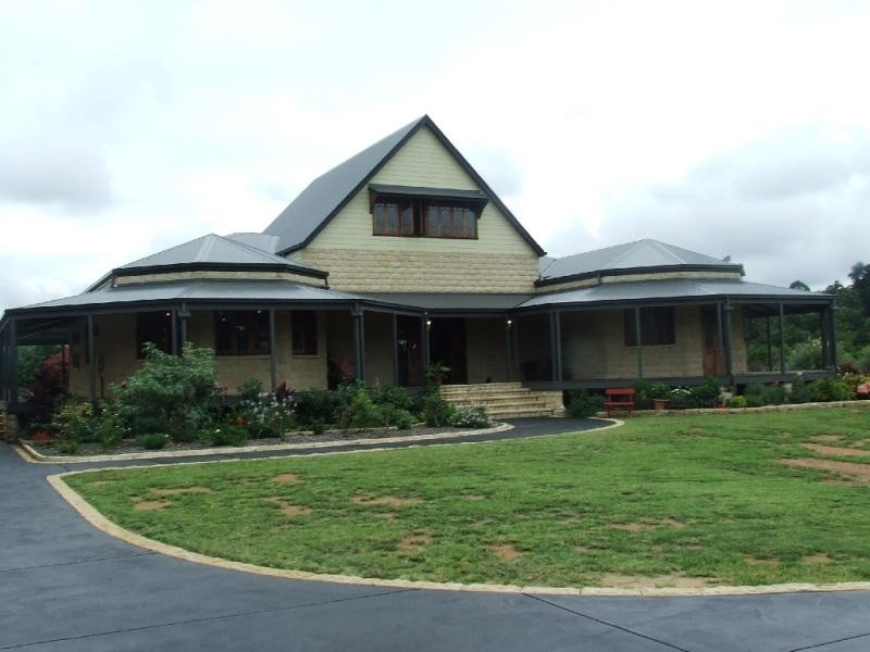 17 Elandra Terrace POMONA 4568, Pomona QLD 4568