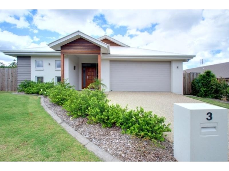 3 Woodgrove Boulevard BEERWAH 4519, Beerwah QLD 4519
