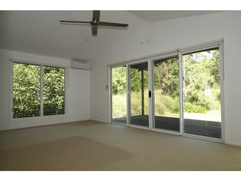 14a Jirrima Crescent, Cooroibah QLD 4565