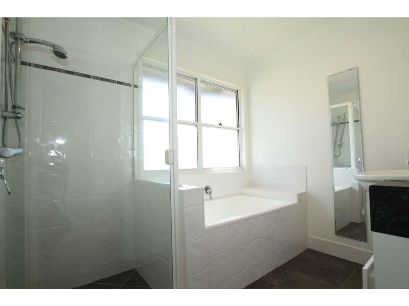 14a Jirrima Crescent, Cooroibah QLD 4565