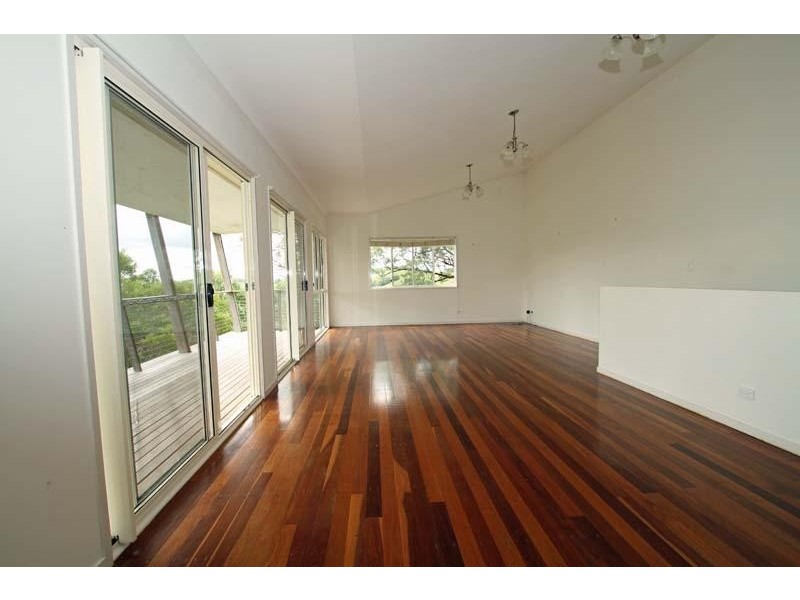 171 Wust Road, Cooroy QLD 4563