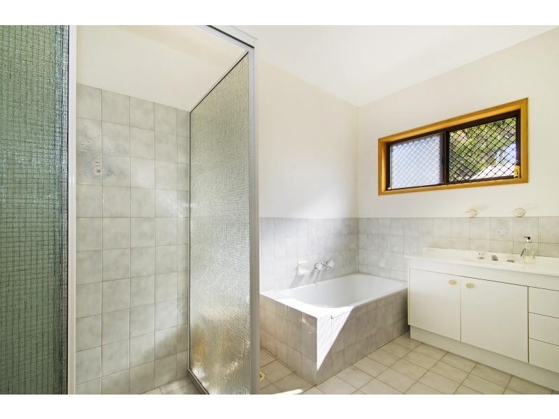 39 Overlander Avenue, Cooroy QLD 4563