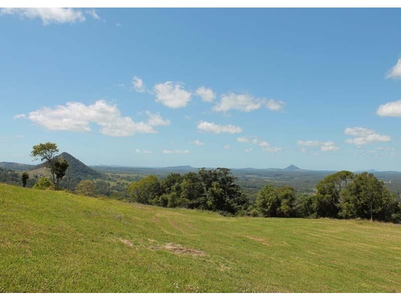 303 Tablelands Road, Cooran QLD 4569