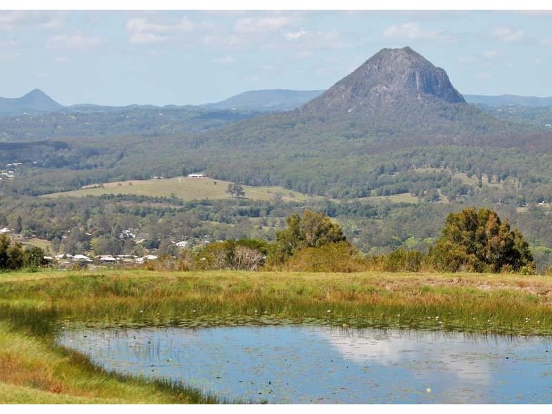 303 Tablelands Road, Cooran QLD 4569