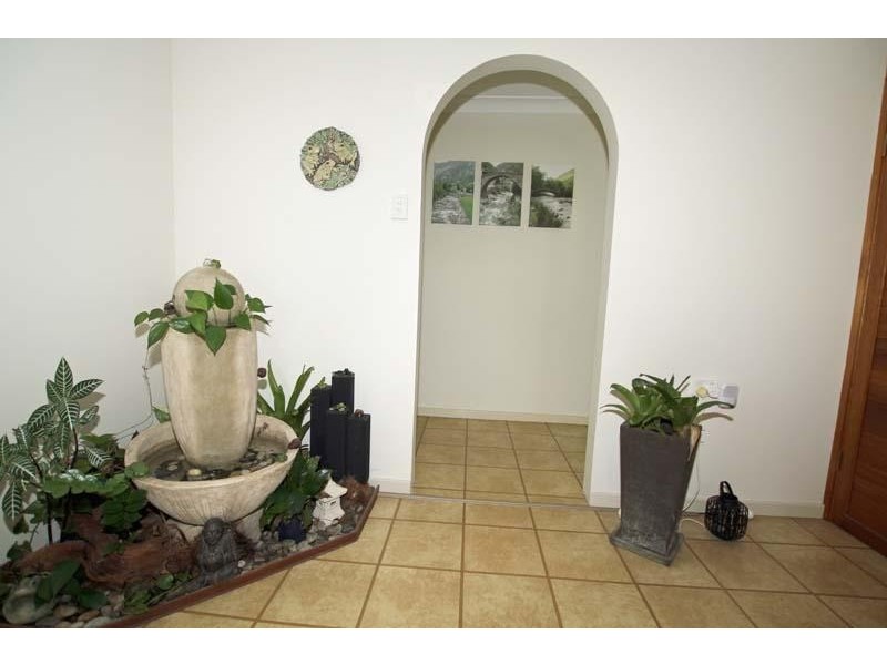 395 Lake Macdonald Drive, Lake Macdonald QLD 4563