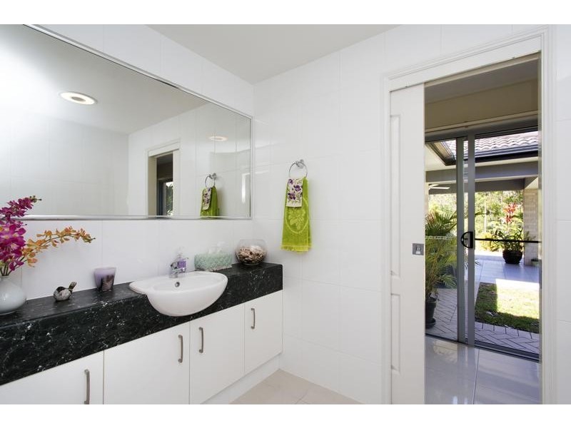 11 Whistler Way, Pomona QLD 4568