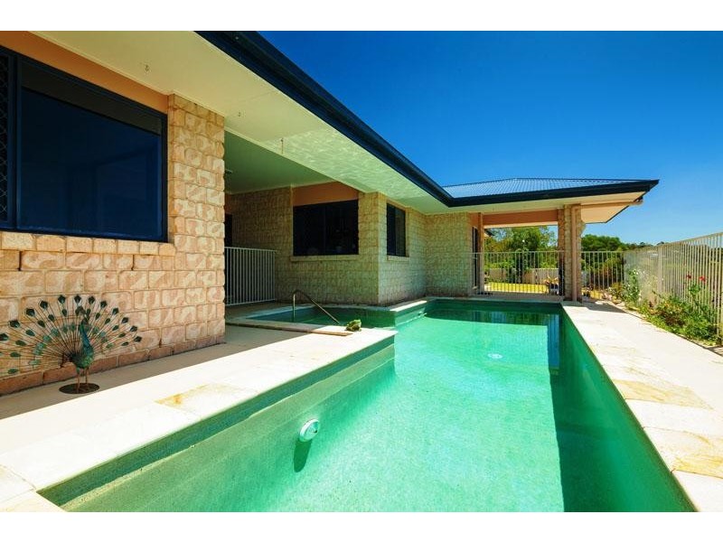 29 Flooded Gum Place, Black Mountain QLD 4563