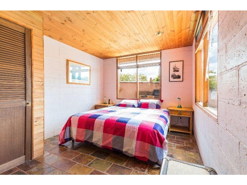 22 Thompson Drive, Tathra NSW 2550