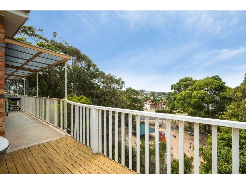 8 Francis Hollis Drive, Tathra NSW 2550