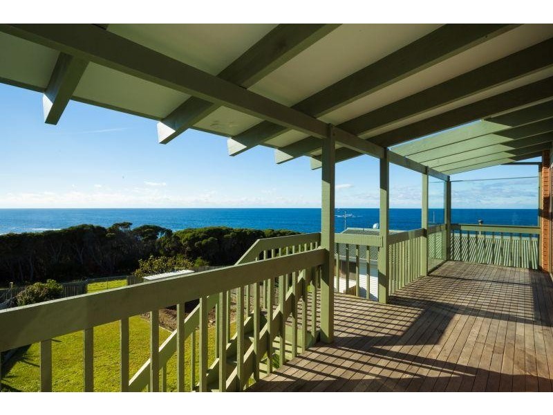 11 Illoura Street, Tathra NSW 2550